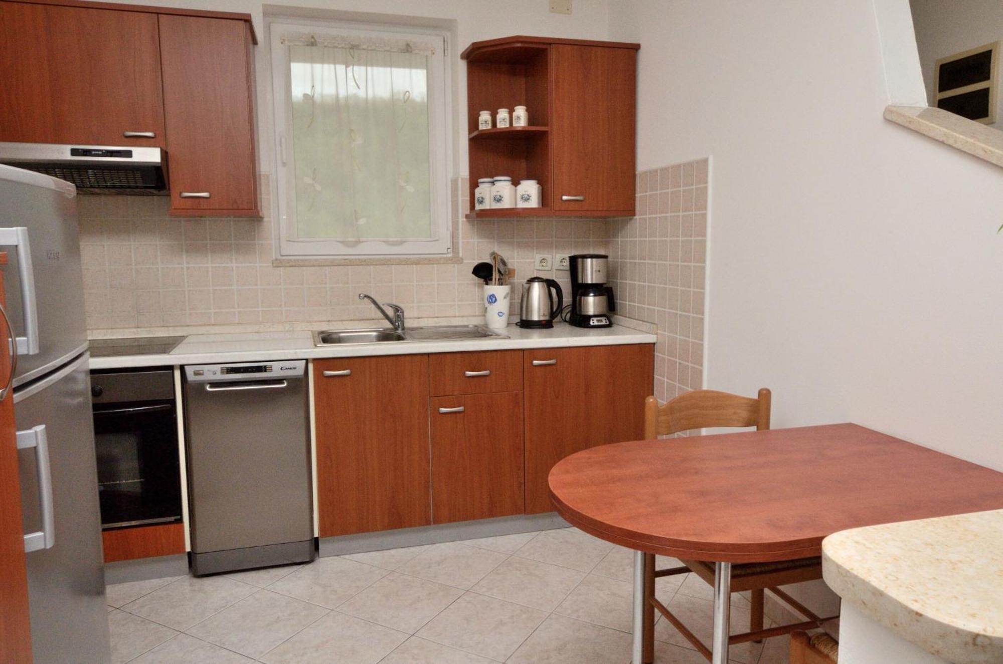 Apartments Marijana Ičići Eksteriør bilde