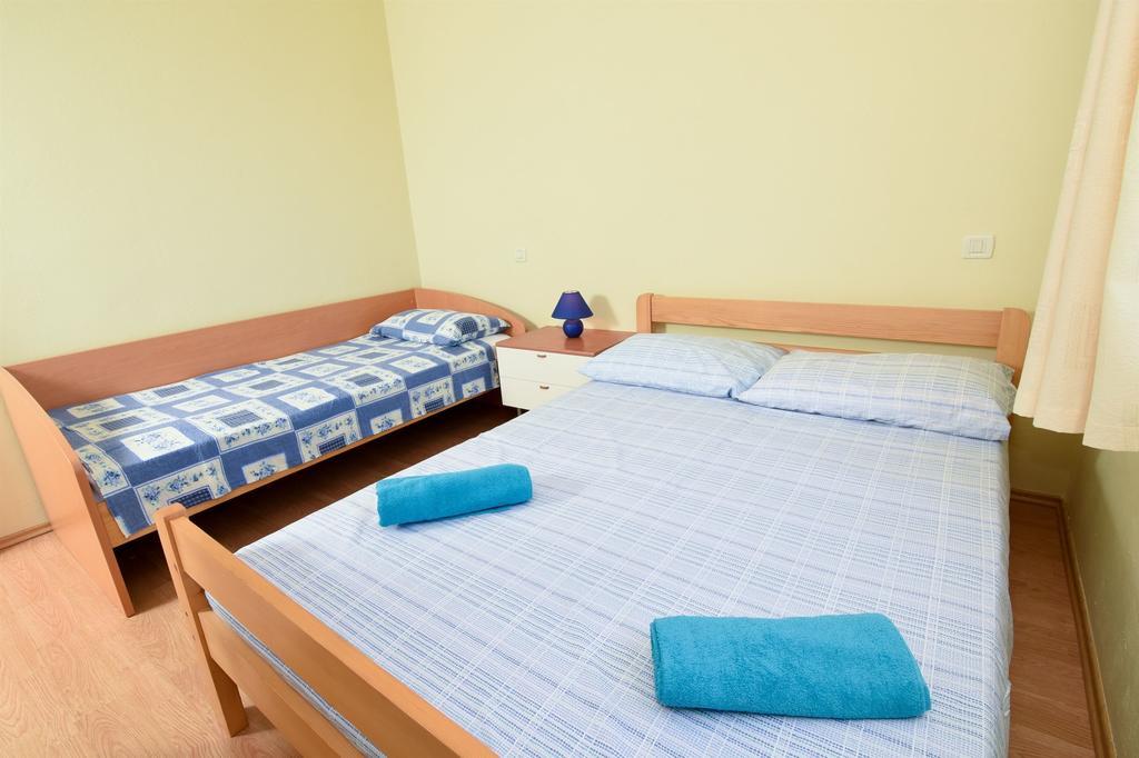 Apartments Marijana Ičići Eksteriør bilde