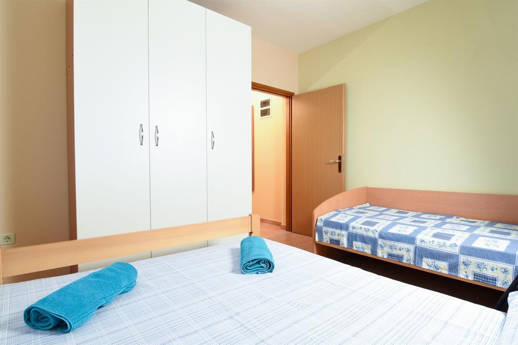 Apartments Marijana Ičići Eksteriør bilde